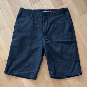 Quiksilver Men's Charcoal Gray Flat Front Shorts